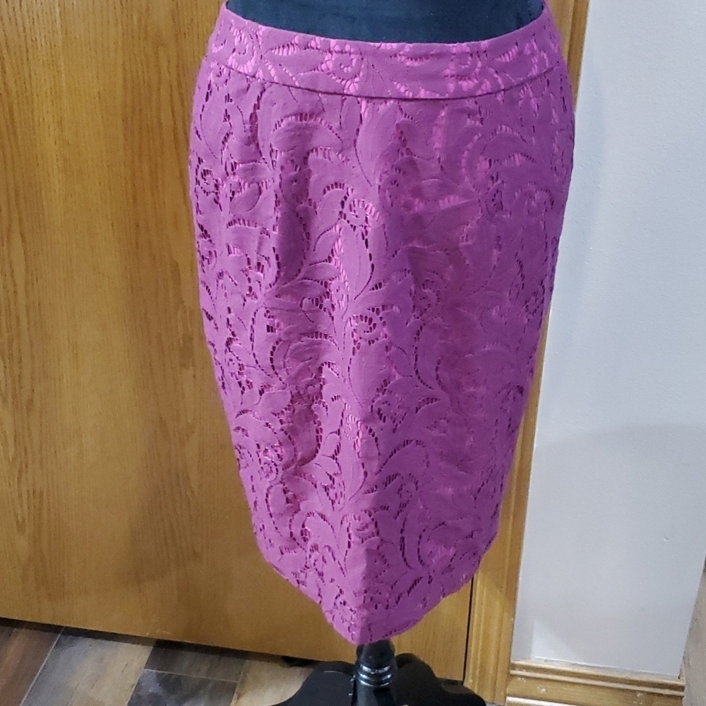 Cabi magenta lace overlay midi skirt